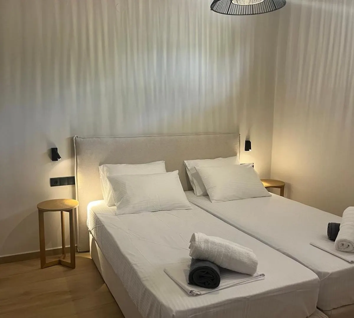 Seawave Villa I, By Hellocrete Chania